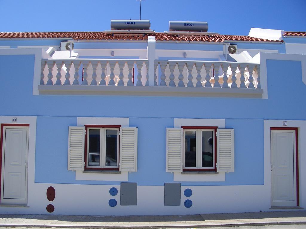 Apartamentos Monte da Rosa Vila Nova de Milfontes Quarto foto